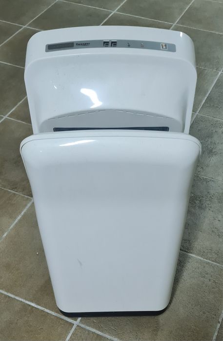 Secador de mãos automático como Novo