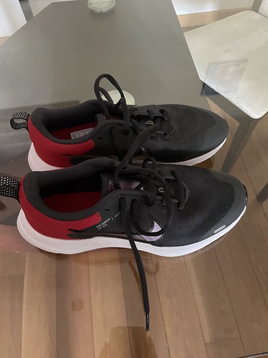 New Nike Children's Sneakers, Size 35.5