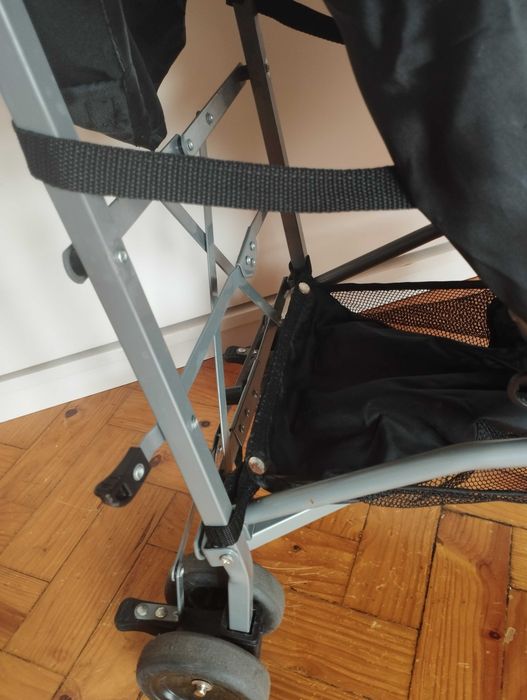 Carrinho de bebé Asalvo Freedom Black + roda extra | 30 €