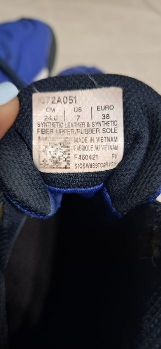 Волейбольні кросівки Asics