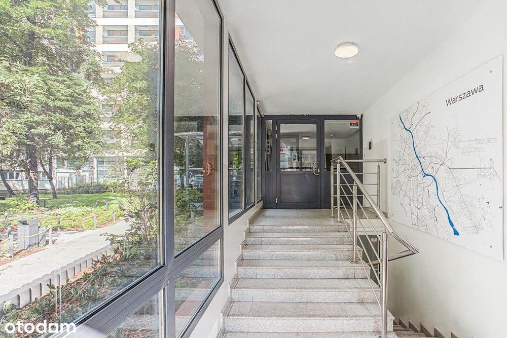 Warszawa, Śródmieście | 27,71 m²  | winda | KW |