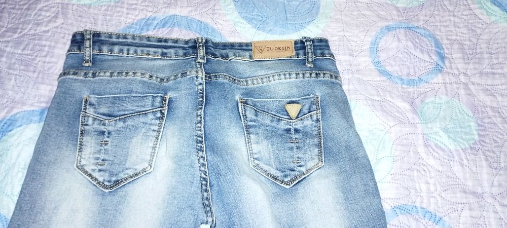 Продам джинси skinny