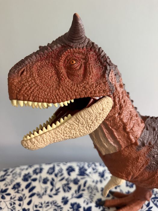 Figurka dinozaur Mattel Jurassic World  gigant byczek