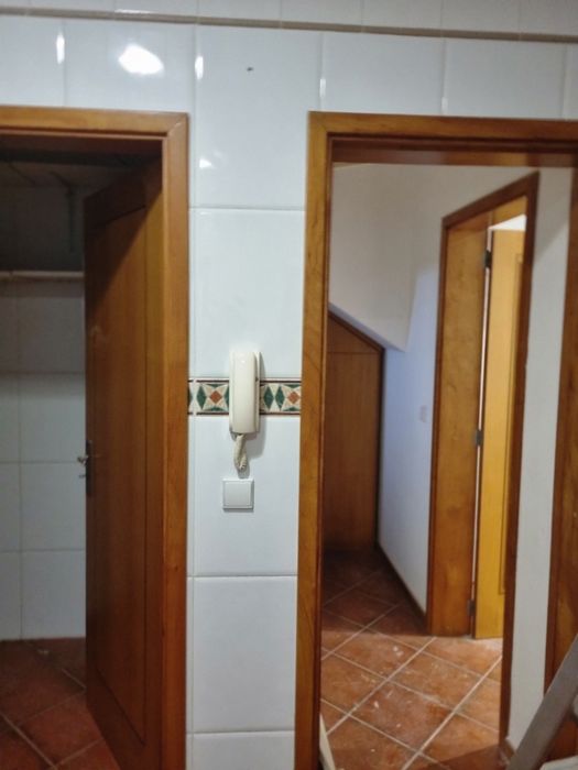 T1 Paredes Porto [estacao]