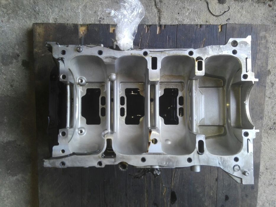 Hyundai Kia. 2.0 Turbo. G4KH. Polublok