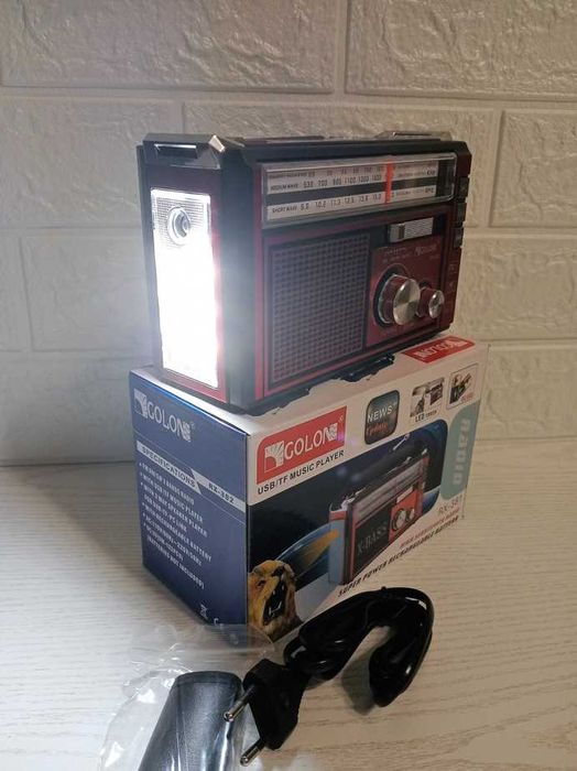 Радіо на акумуляторі з флешкою радіоприймач ліхтарик