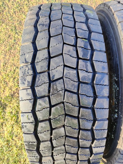 Opony do samochodu ciezarowego 295/60/R22,5