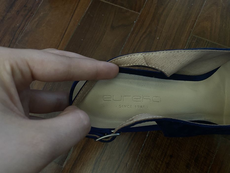 Sapatos em bico de salto pequeno estilo Stilettos marca EUREKA 41