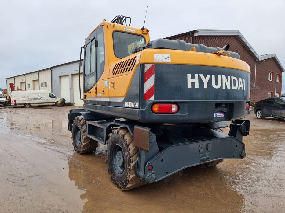 Продам колесный экскаватор Hyundai 140 W -9