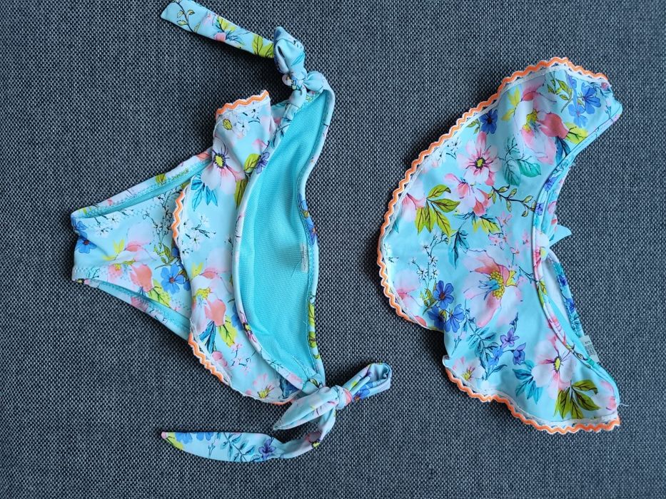 Strój kąpielowy jednoczęściowy r. 9-10 lat / 134-140 cm