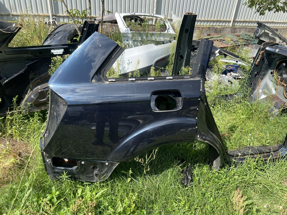 Audi Q7 4L 2013 четверть кузов