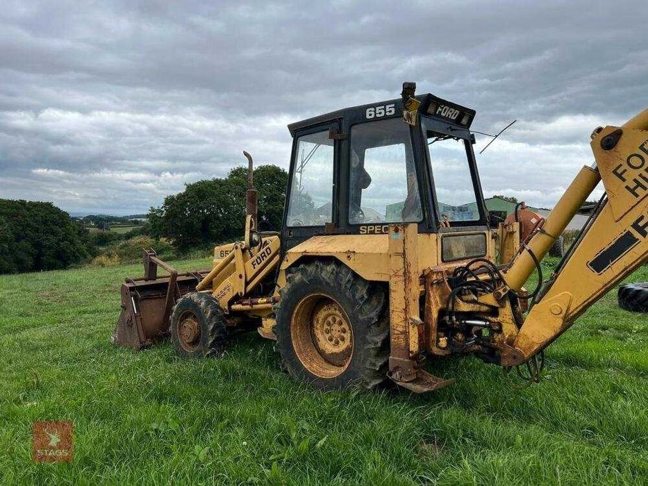 Vendo Peças para Retroescavadora Ford 655