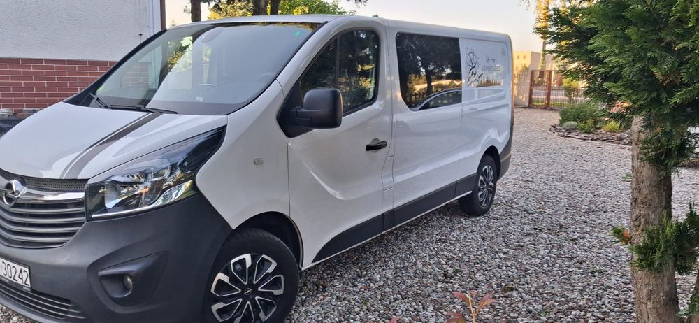 Opel VIVARO  OPEL VIVARO 2019 120KM brygadówka 6 osób VAT