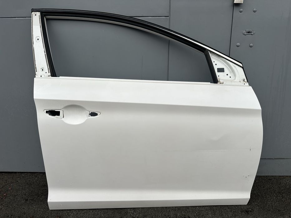 Дверь перед правая Sonata Lf белая соната лф разборка нюрайз прав