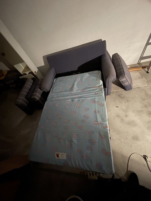 Sofá-Poltrona restaurado, 2 lugares com cama