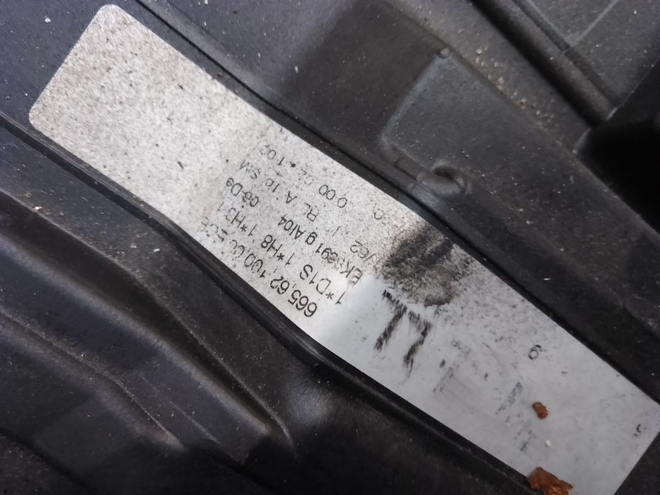 Xenon prawy BMW 3 III E90 lift dynamic skrętny Europa