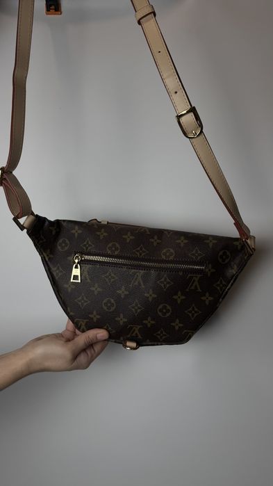 Сумка бананка Louis Vuitton