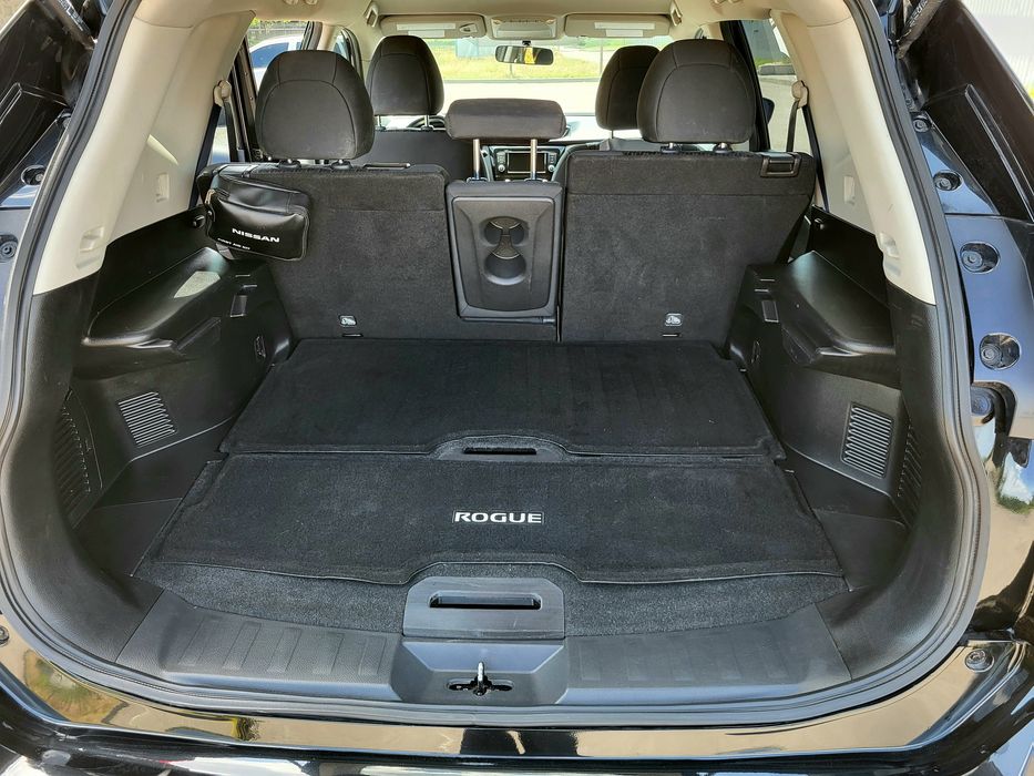 Продам Nissan Rouge