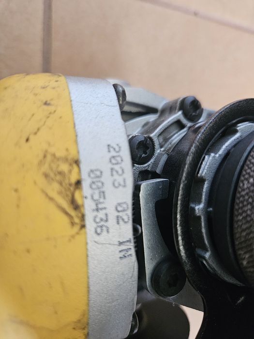 DeWalt DW4257 szlifierka 2023r