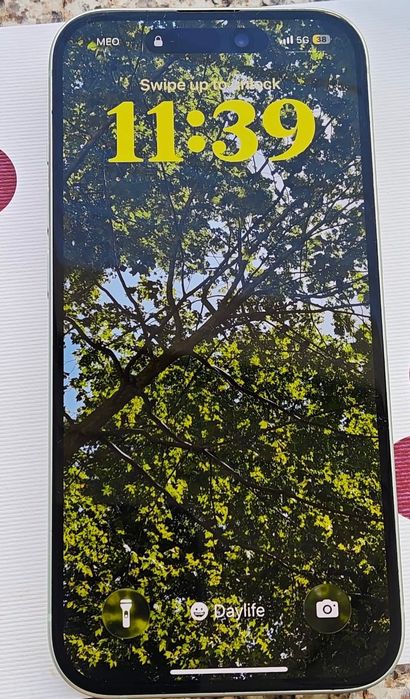 iPhone 15 128GB – Muito bom estado