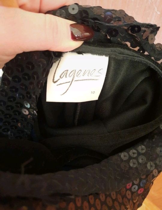 Vestido de veludo e lantejolas