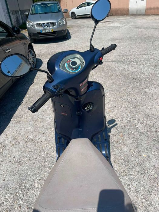 Scooter Neco 125cc em excelente estado