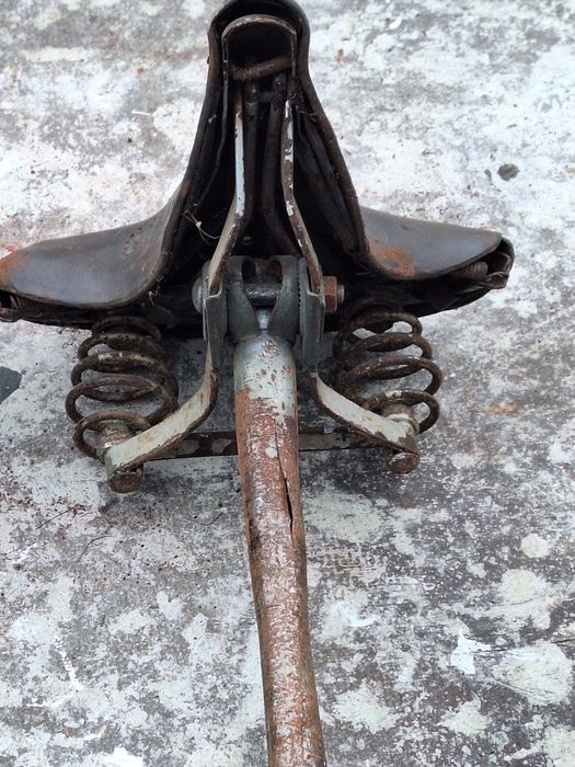 Sprzedam stare siodełko rowerowe