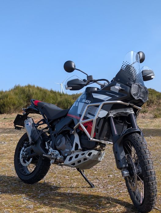 Ducati DesertX 2023 — Como nova, apenas 6.000 km