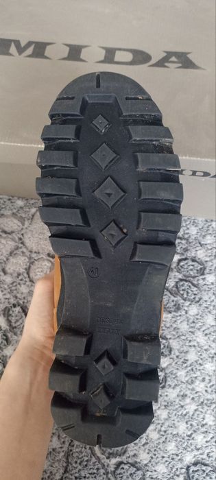 Чоловічі зимові черевики Mida