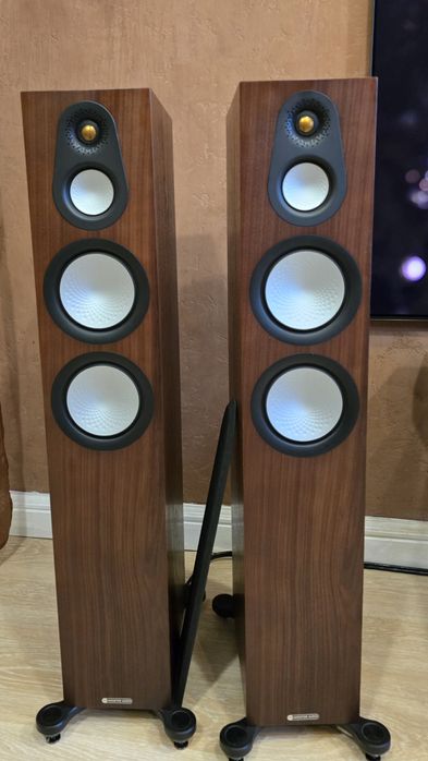 Monitor Audio Silver 300 7G Walnut
