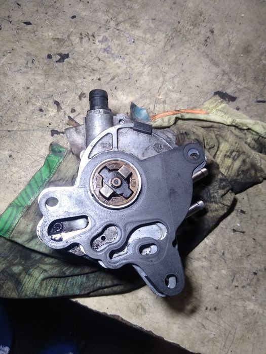 Pompa vacum 2.0tdi 16v Bosch oryg VW Audi Skoda Seat gwarancja