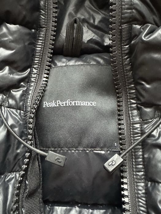 Kurtka puchowa ocieplana Peak Performance Rivel Vernis Down Puffer Jkt