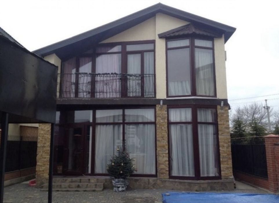 оренда будинка совиньон