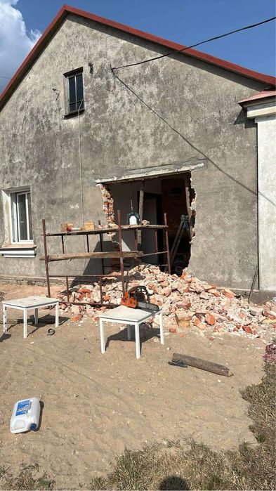 Wywóz gabarytów Opróżnianie mieszkań karczowanie koszenia  Rozbiórki