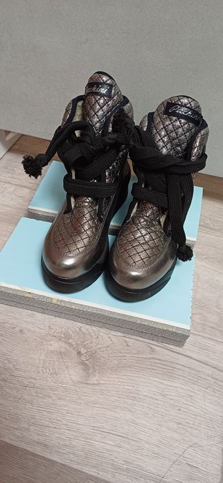 Ботинки 37 размер