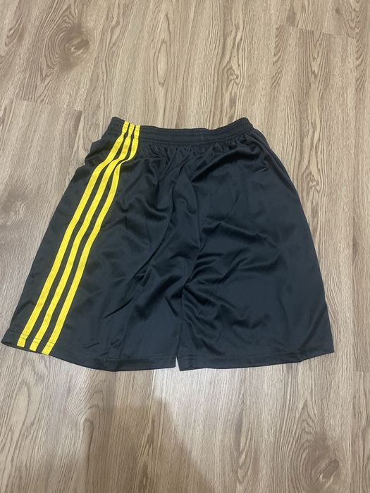 Shorts united!!!