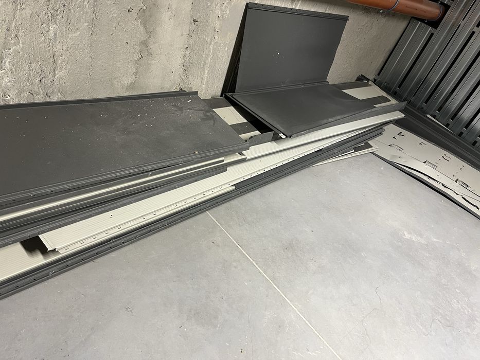 Sprzedam blachę elewacyjną – kolor antracyt