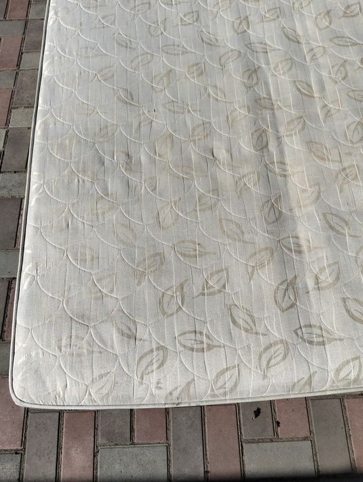 Срочно продам матрас