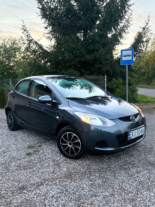 Mazda 2