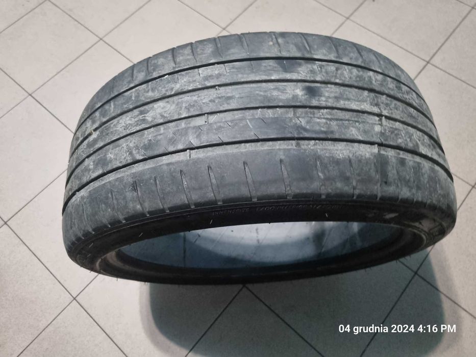 Opona Michelin Pilot Sport 4 225/40R18.