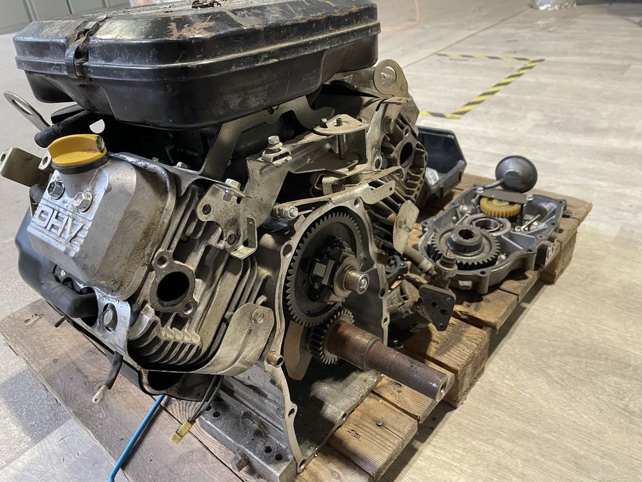 Vanguard 23HP V-Twin