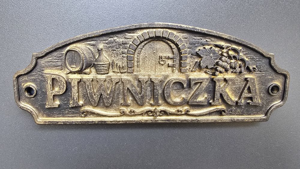 Tabliczka dekoracyjna „PIWNICZKA”, – druk 3D PETG, styl rustykalny