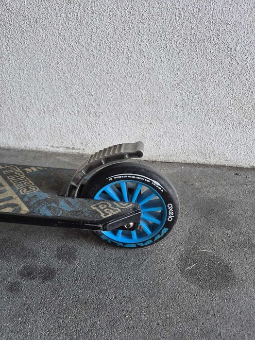 Trotinete Oxelo Play 5 com Suspensão - Fundão
