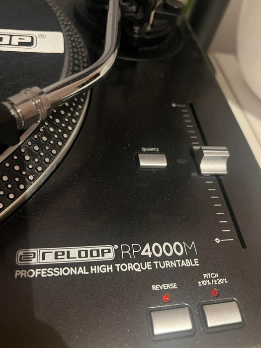 Reloop RP 4000 MK2 e Reloop RP 4000M