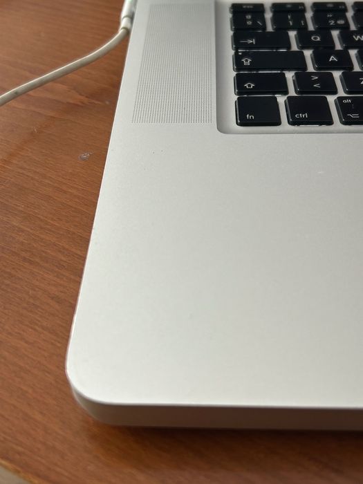 MacBook PRO a1286 Core2 Duo 15”