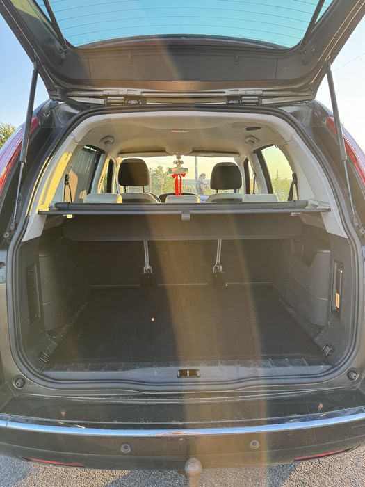 Продам свіжо поигнане авто Citroen grand c4 picaso