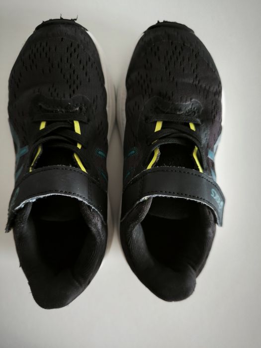 Asics de menino tamanho:28,5