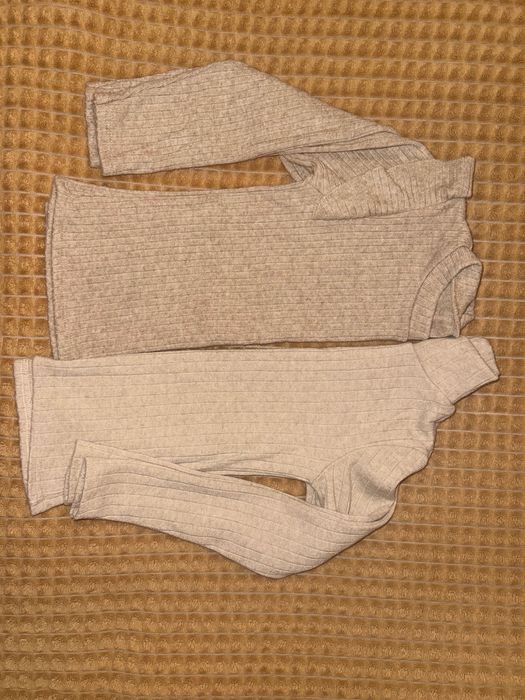 Теплющі дитячі кофтинки 122-128