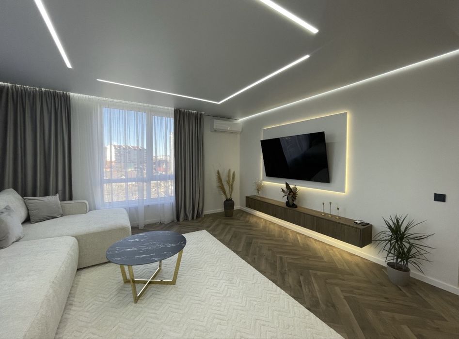 Продаж 3-х кімнатної квартири з сучасним ремонтом і технікою