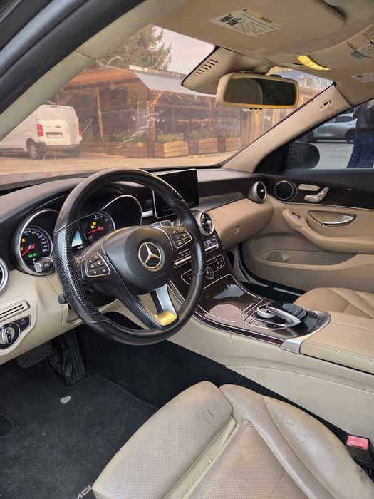 Mercedes W205 C300